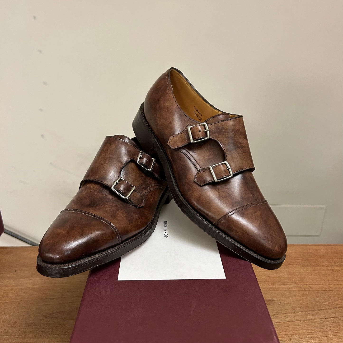 Doppia fibbia John Lobb William in pelle marrone (Parisian Brown)