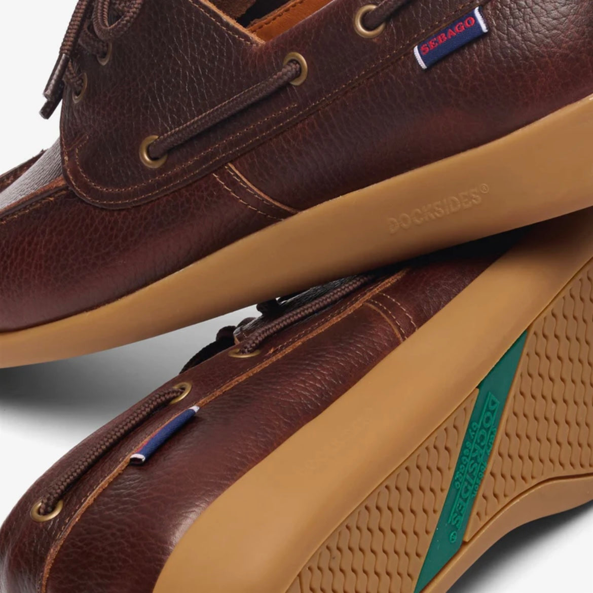 Stringata derby Sebago Gary Jobson in pelle martellata marrone