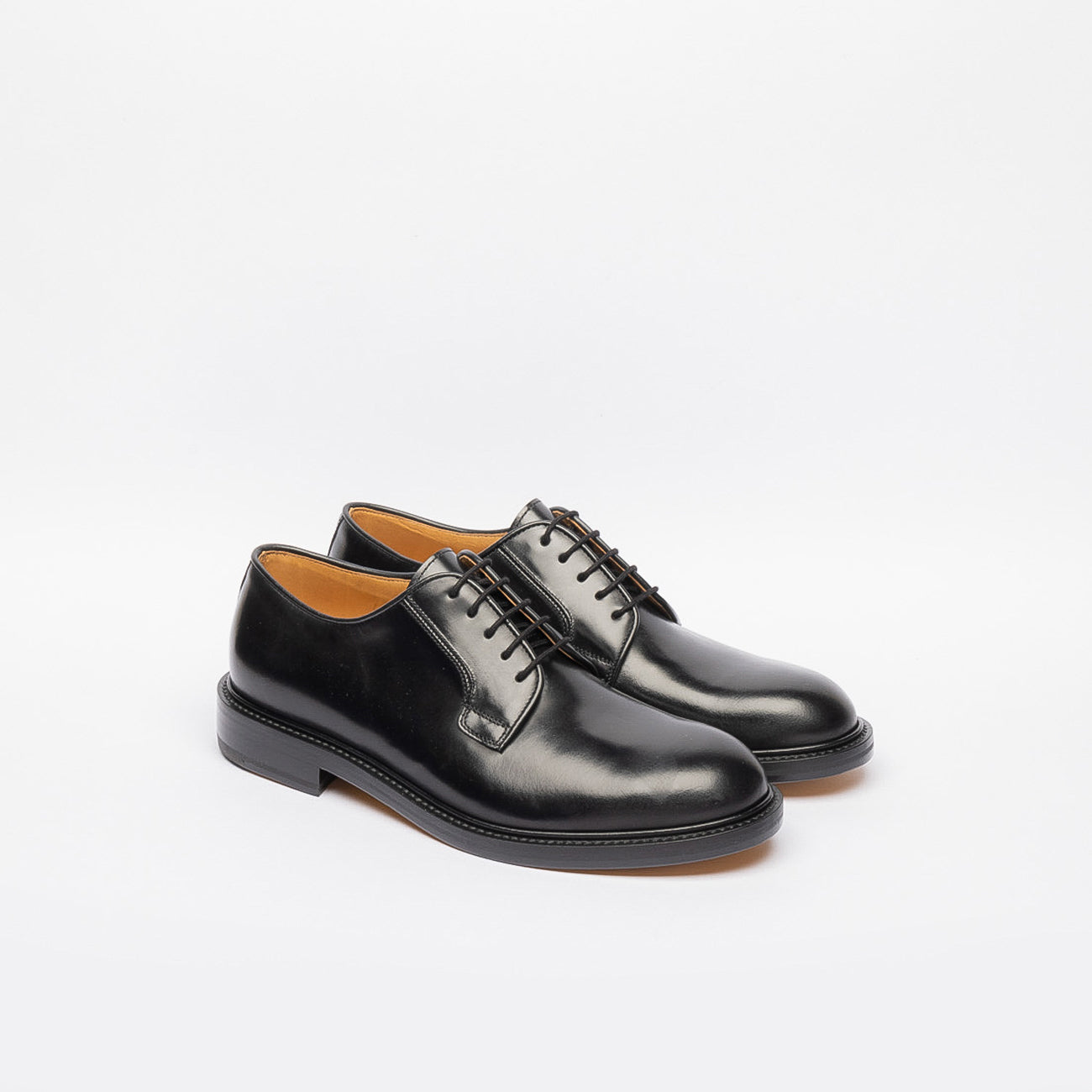 Borghini 471 derby lace-up in black brushed leather