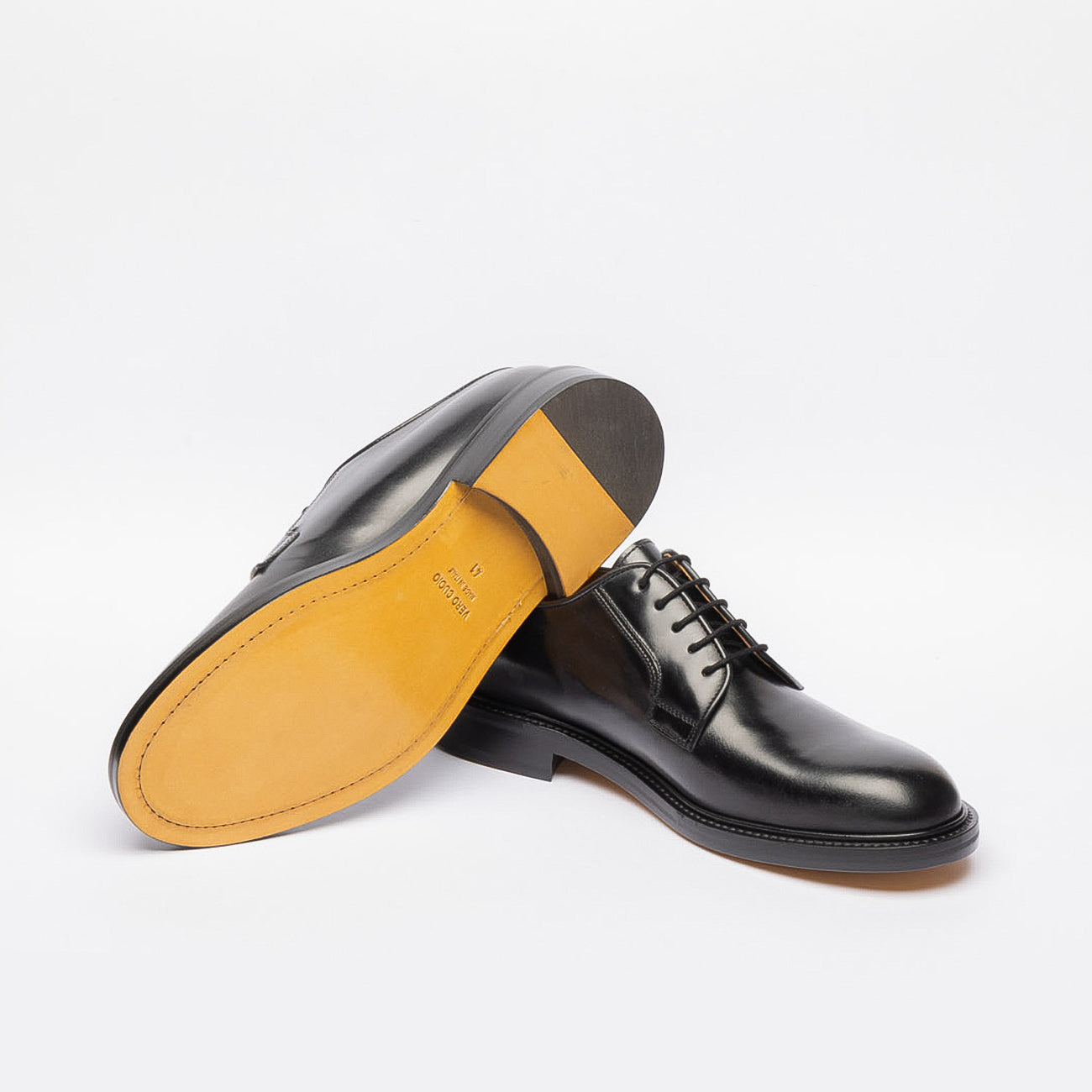 Borghini 471 derby lace-up in black brushed leather