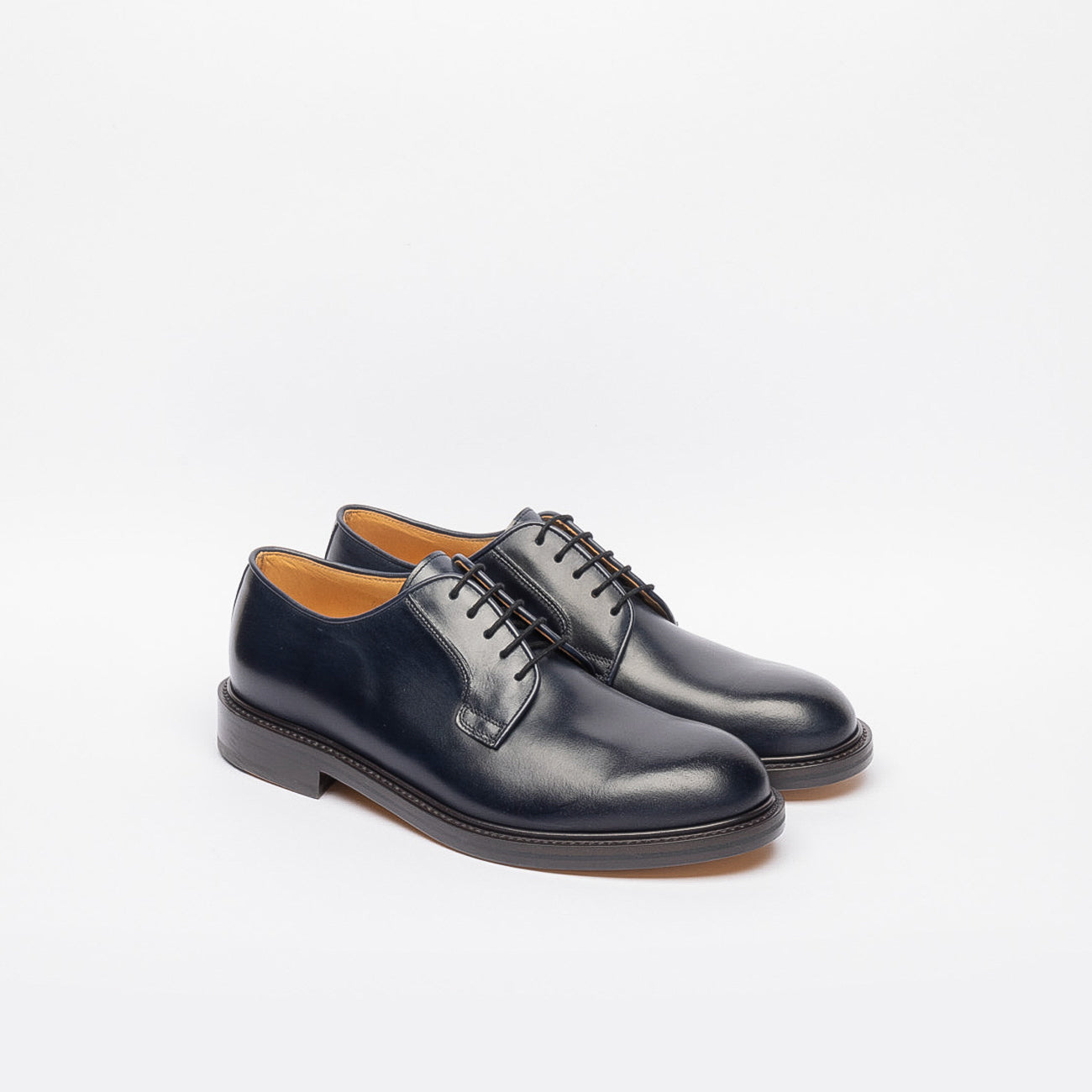 Stringata derby Borghini 471 in pelle spazzolata blu