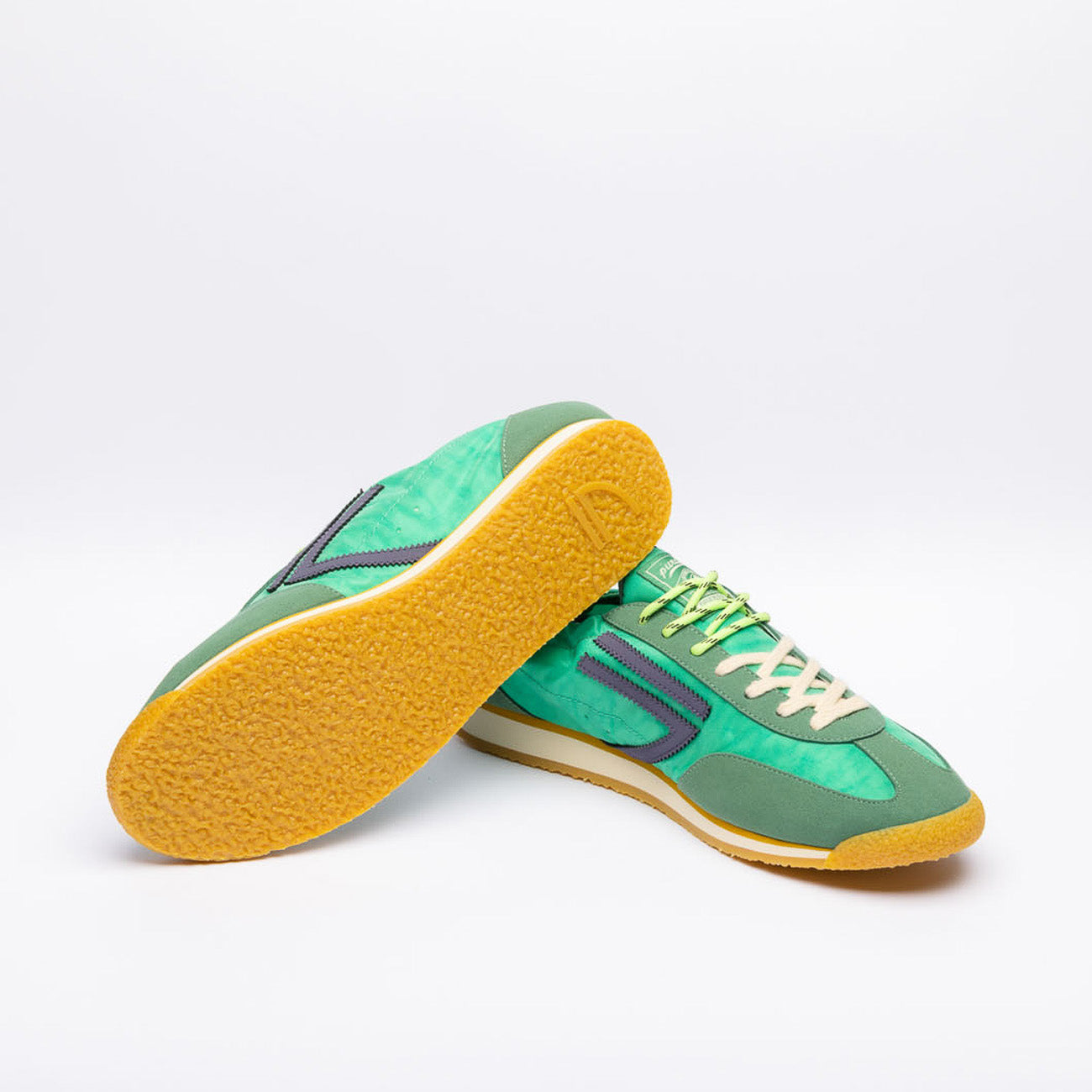 Sneaker eco-friendly Puraai Basil in tessuto verde