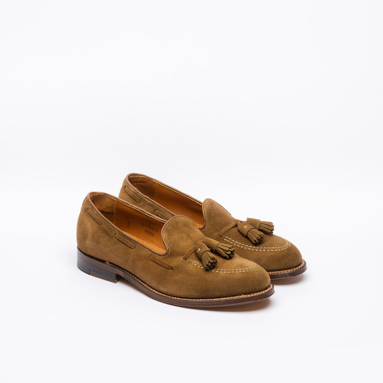 Mocassino con nappine Alden 3403 in camoscio beige