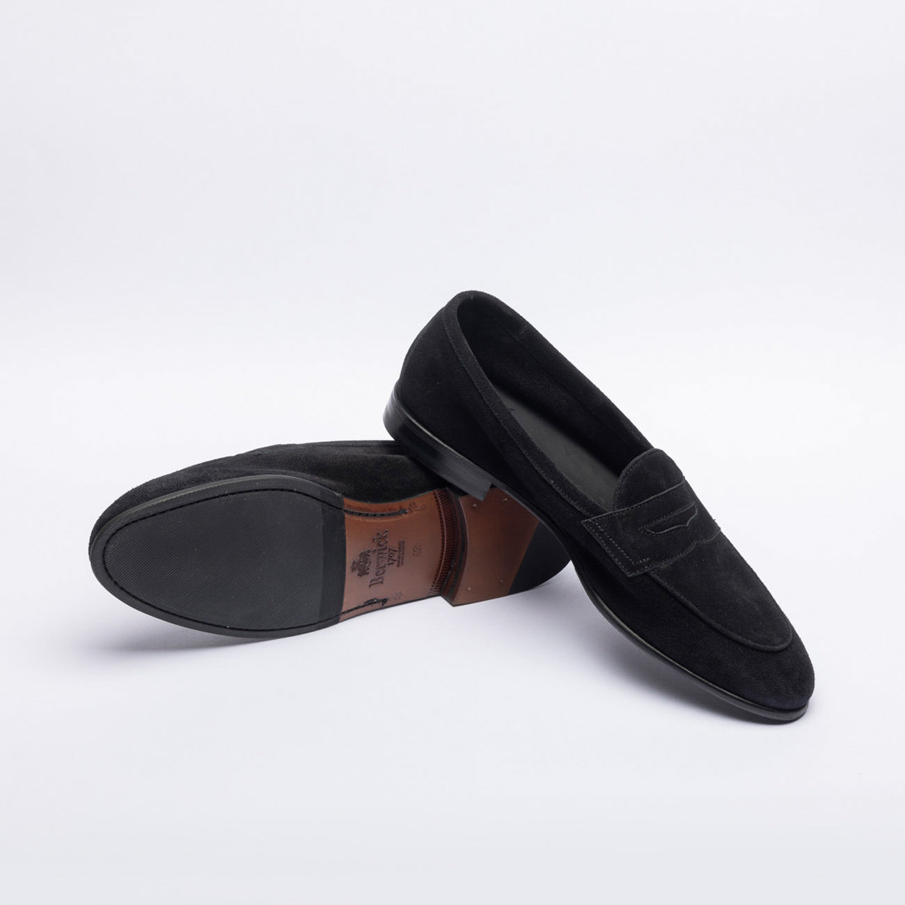 Mocassino penny Berwick 5441 in camoscio nero