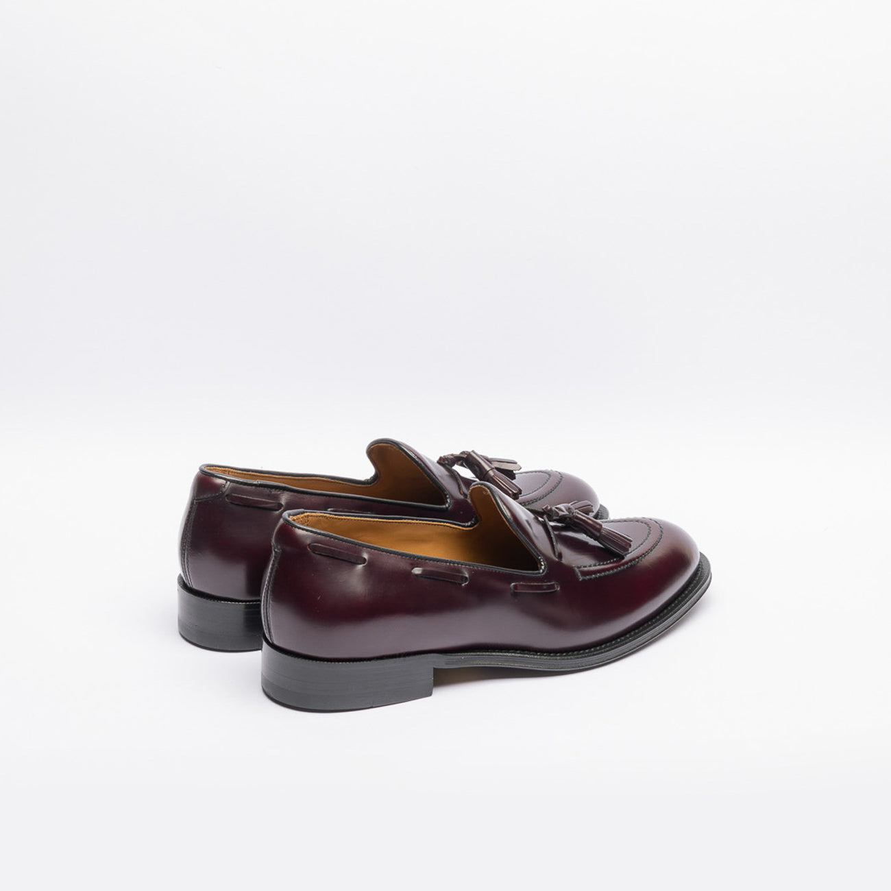 Botti 556 tasseled moccasin in burgundy leather