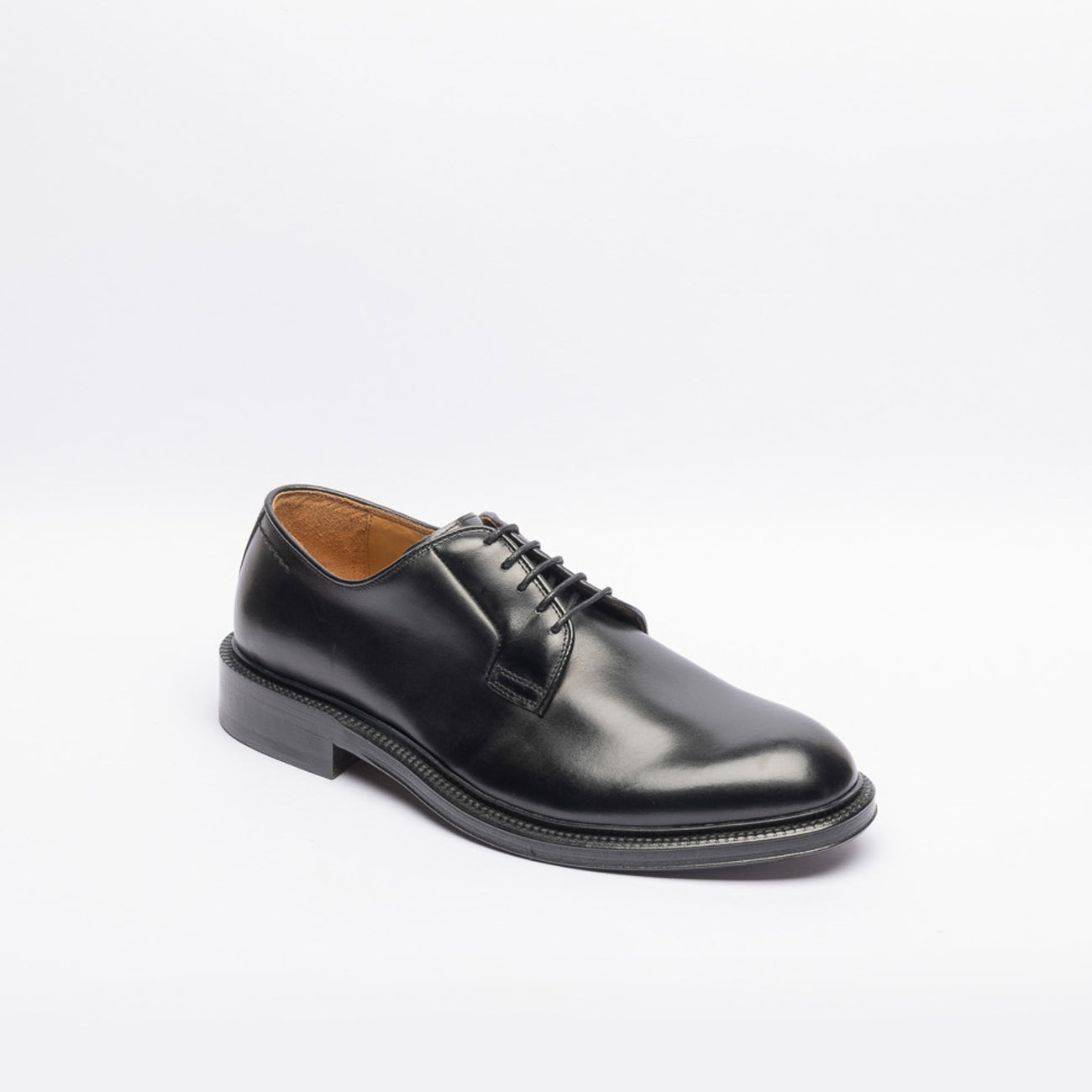 Stringata derby Botti 46G in pelle nera