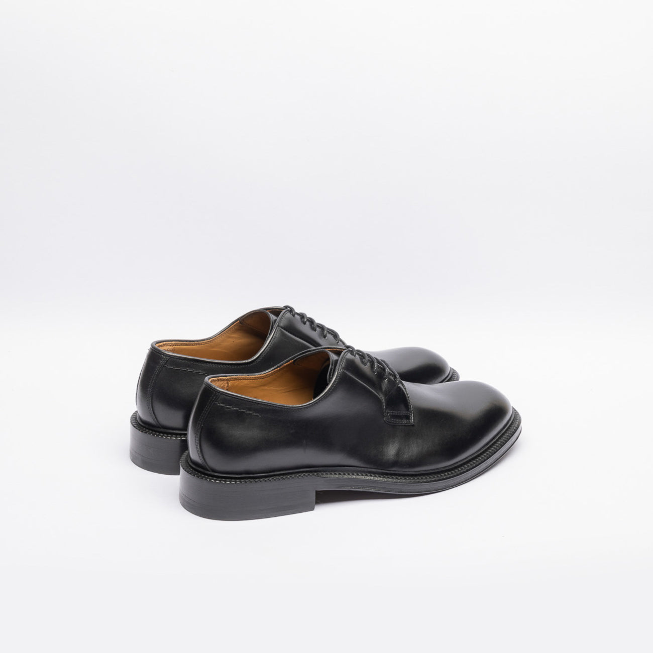 Stringata derby Botti 46G in pelle nera