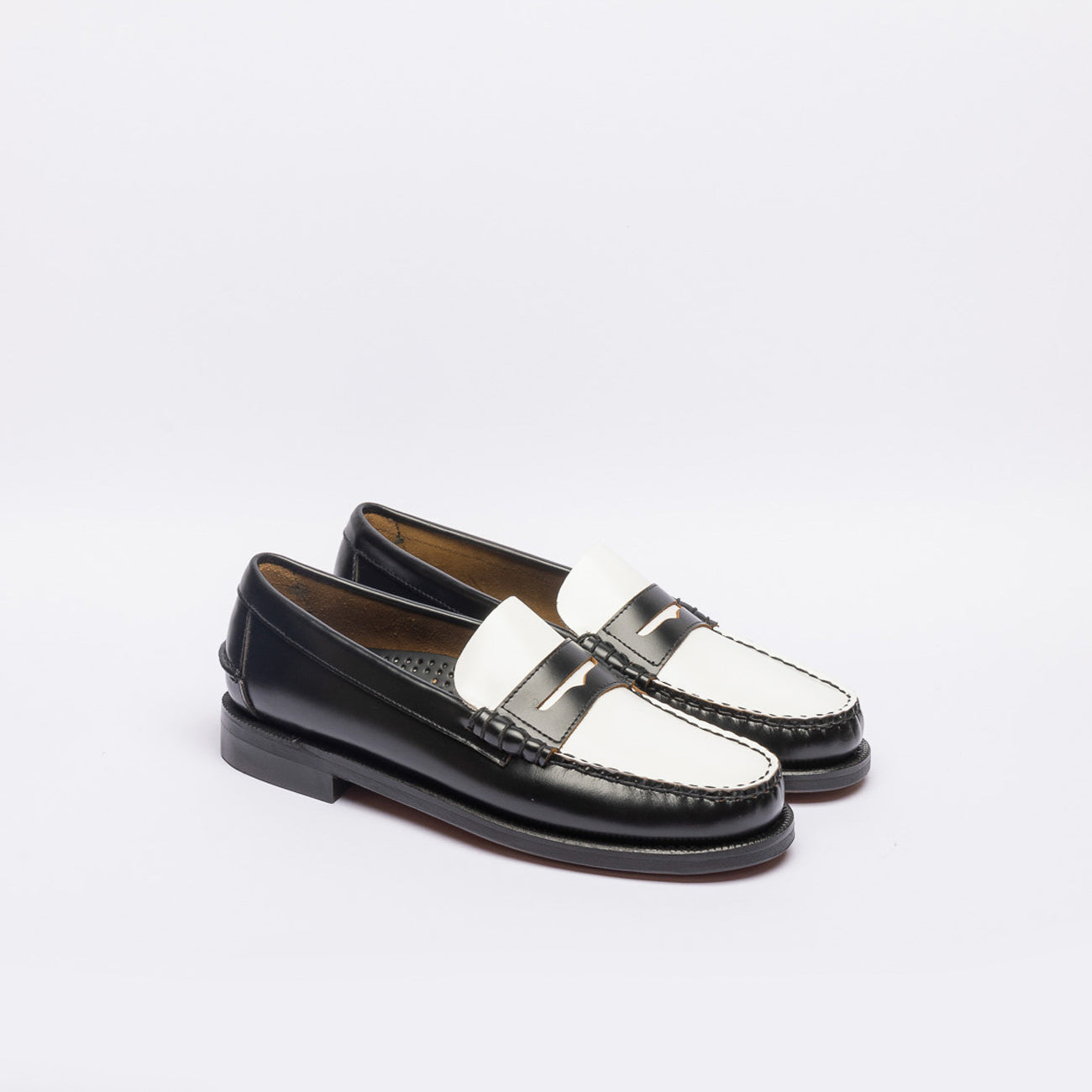 Mocassino penny Sebago Classic Dan in pelle nera e bianca