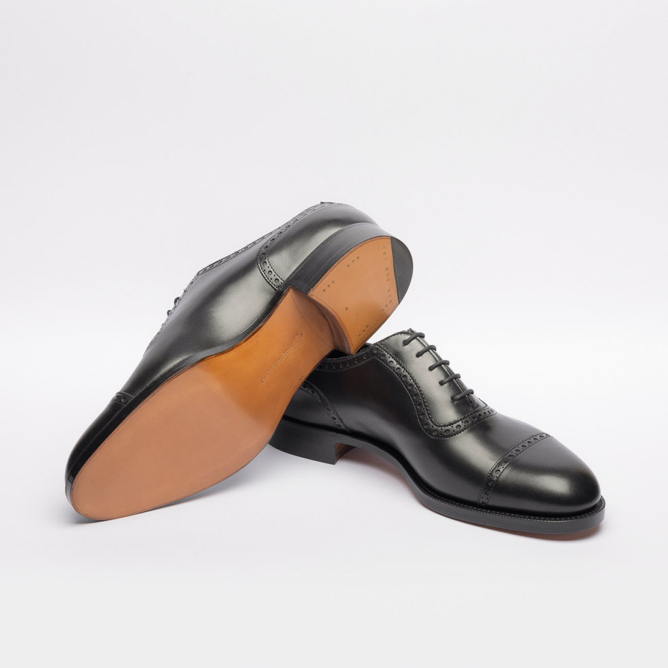 Stringata oxford Edward Green Canterbury in pelle nera