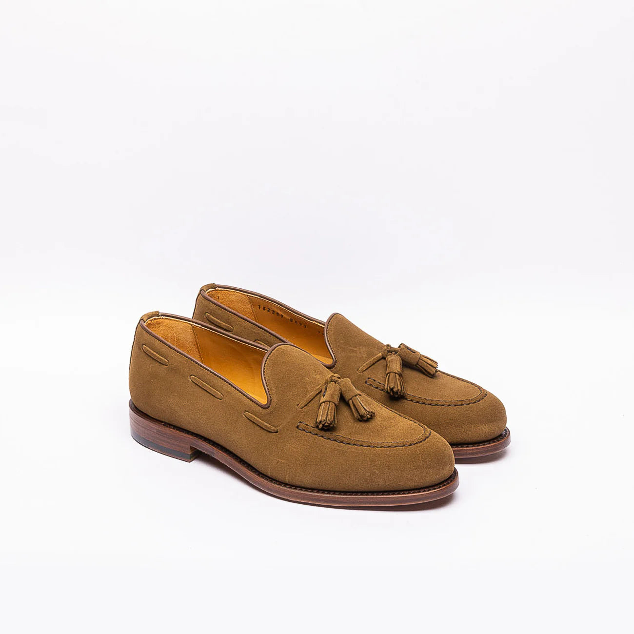 Berwick 8491 tasseled loafer in beige suede