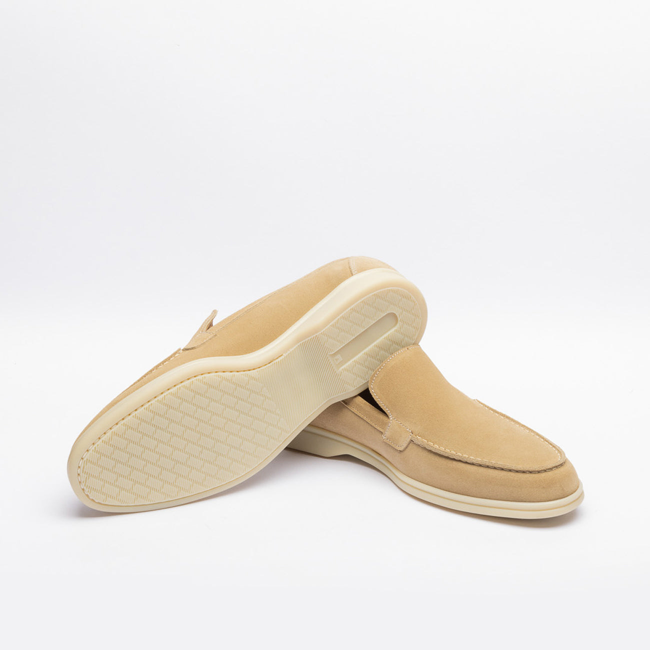 Mocassino slip-on Berwick 5543 in camoscio beige