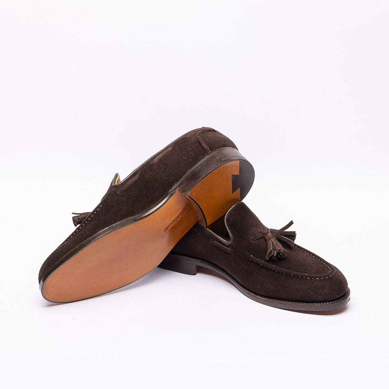 Mocassino con nappine Tricker's Chelsea in camoscio marrone