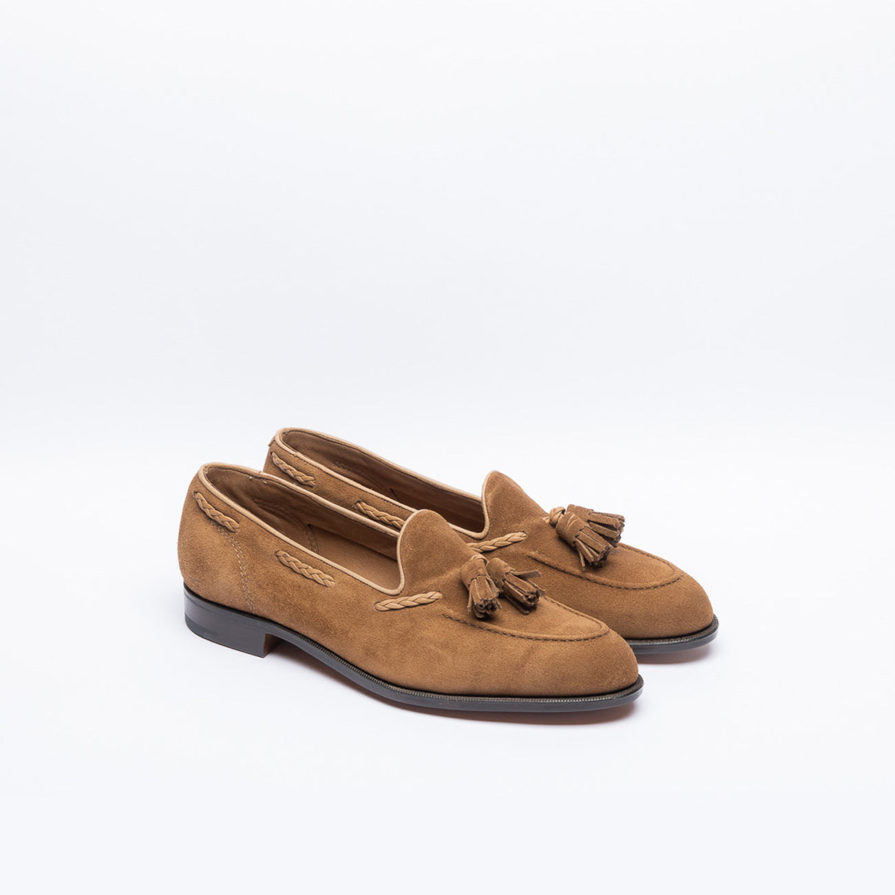 Mocassino con nappine Edward Green Belgravia Unlined in camoscio beige