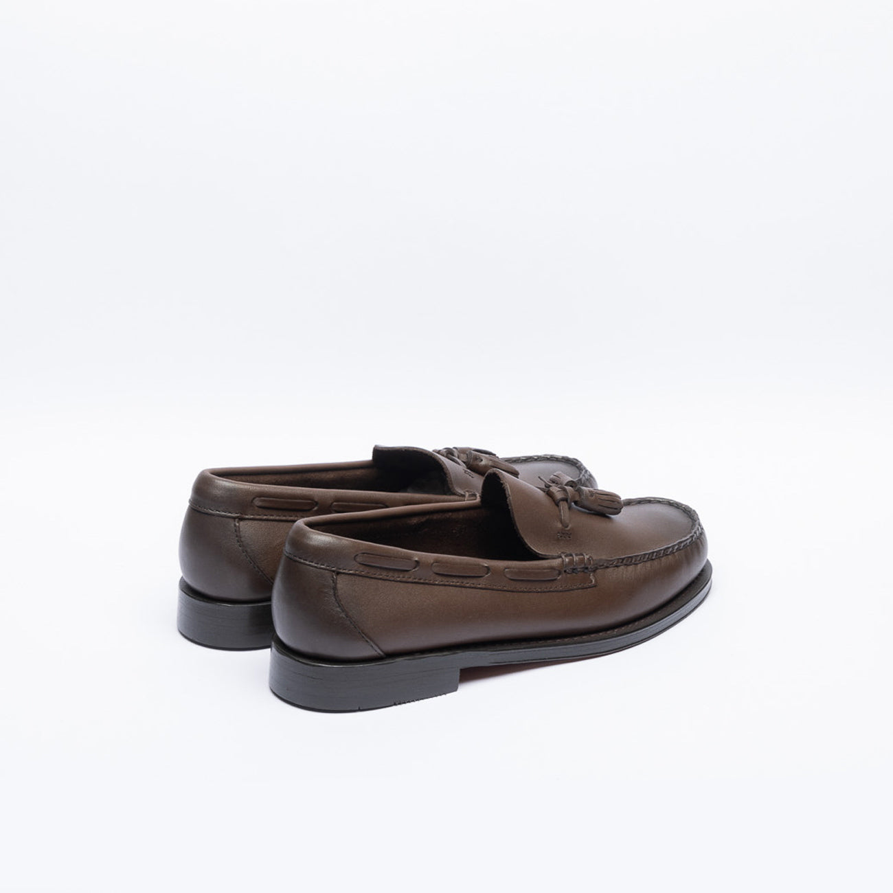 G.H.Bass Weejuns Larkin brown leather tasseled loafer