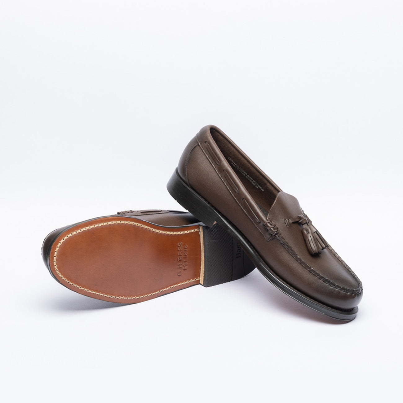 G.H.Bass Weejuns Larkin brown leather tasseled loafer
