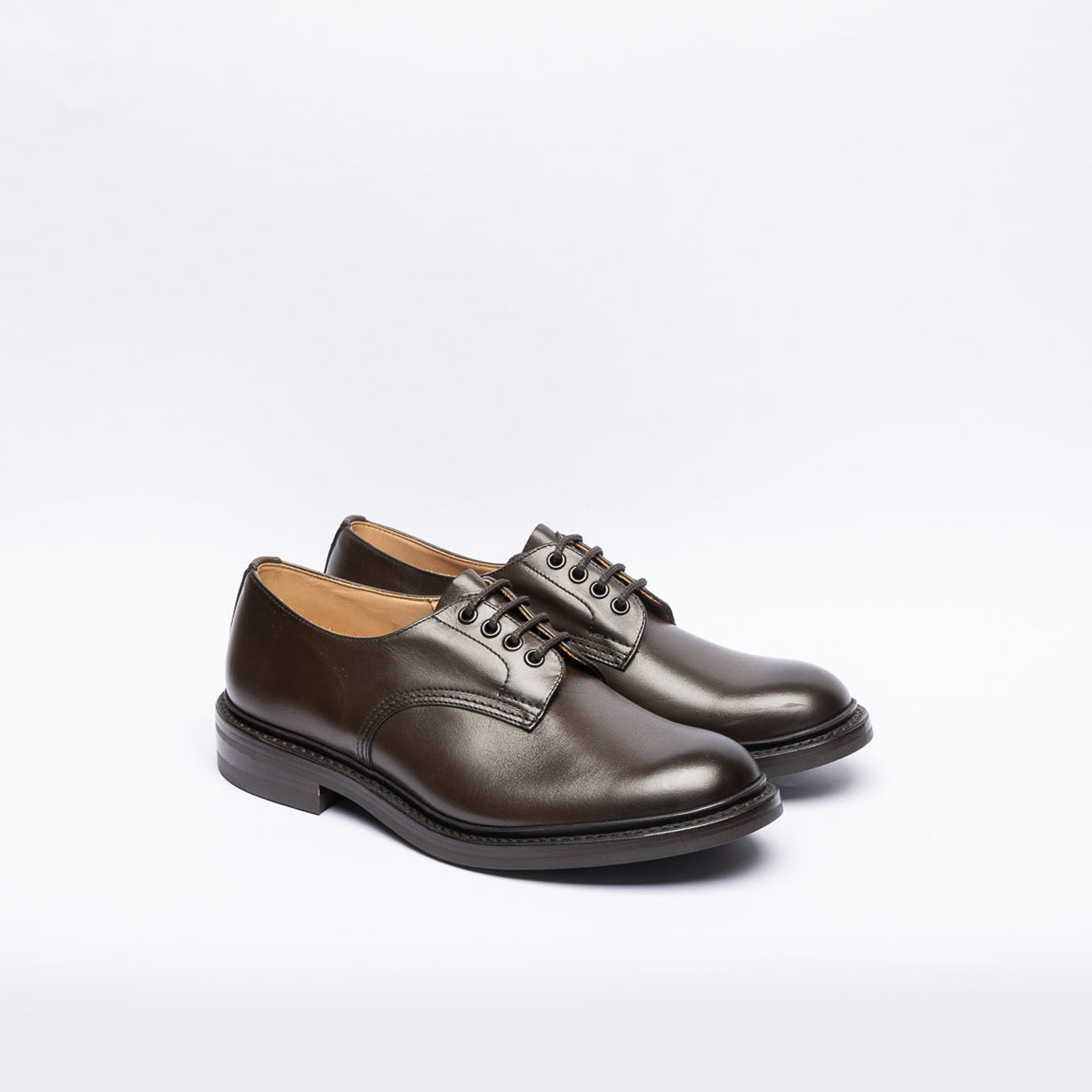 Stringata derby Tricker's Daniel in pelle marrone