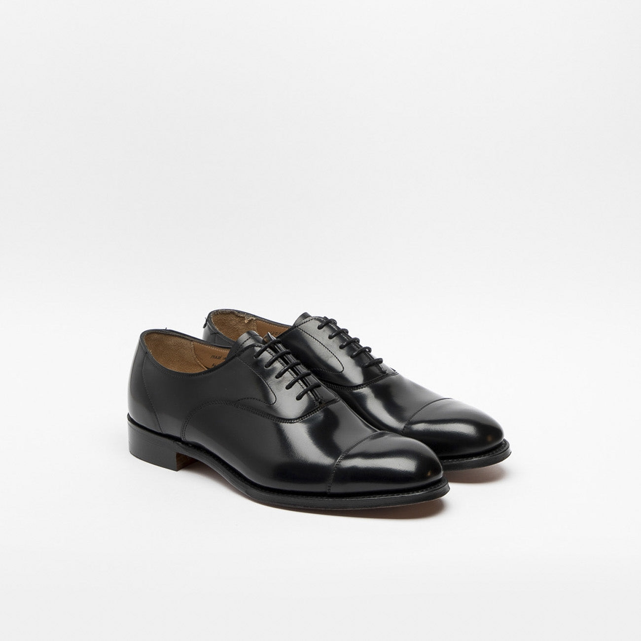 Scarpa stringata Cheaney Alfred II in pelle spazzolata nera