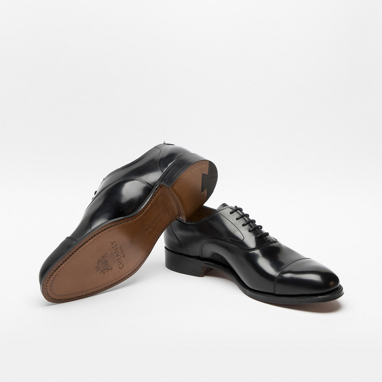 Scarpa stringata Cheaney Alfred II in pelle spazzolata nera