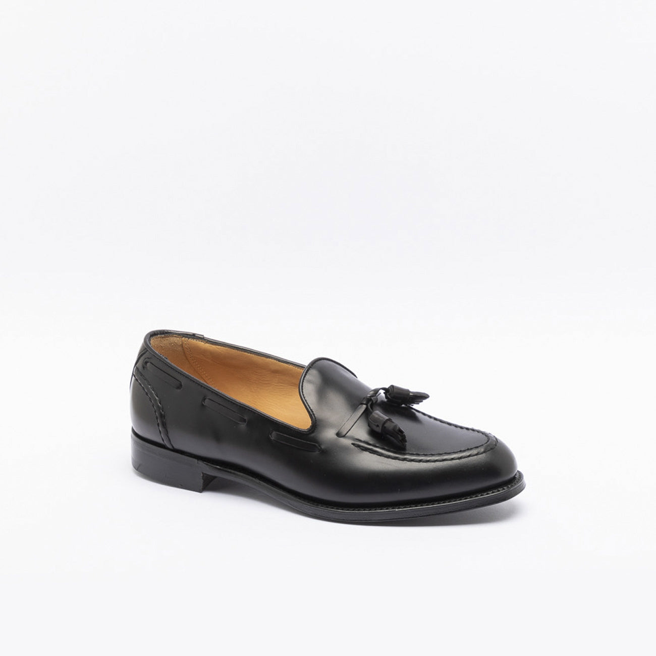 Mocassino Cheaney Harry II in pelle nera con nappine