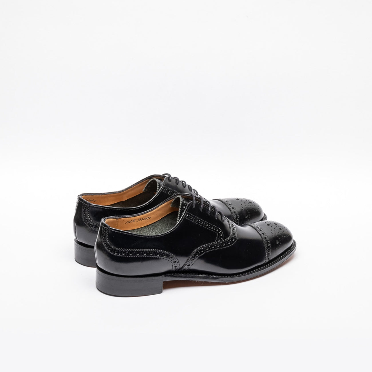 Stringata oxford Cheaney Sidney in pelle sfoderata nera