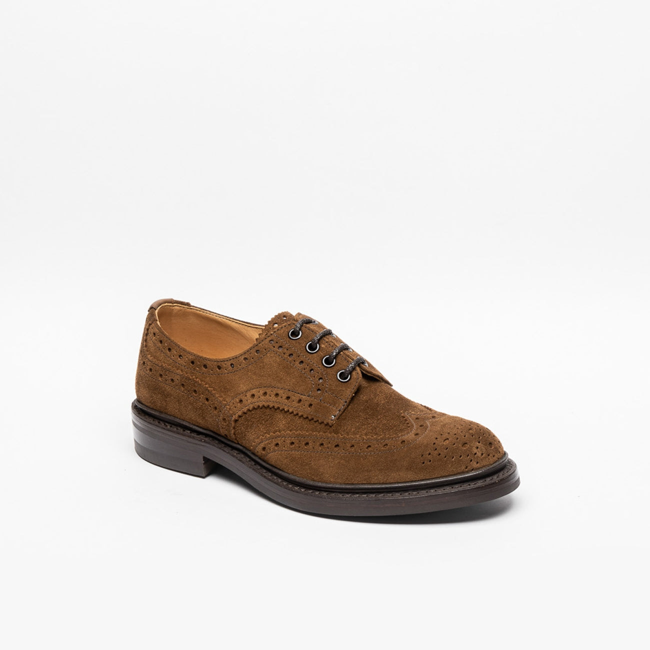 Stringata derby Tricker's Bourton in camoscio castorino cubana