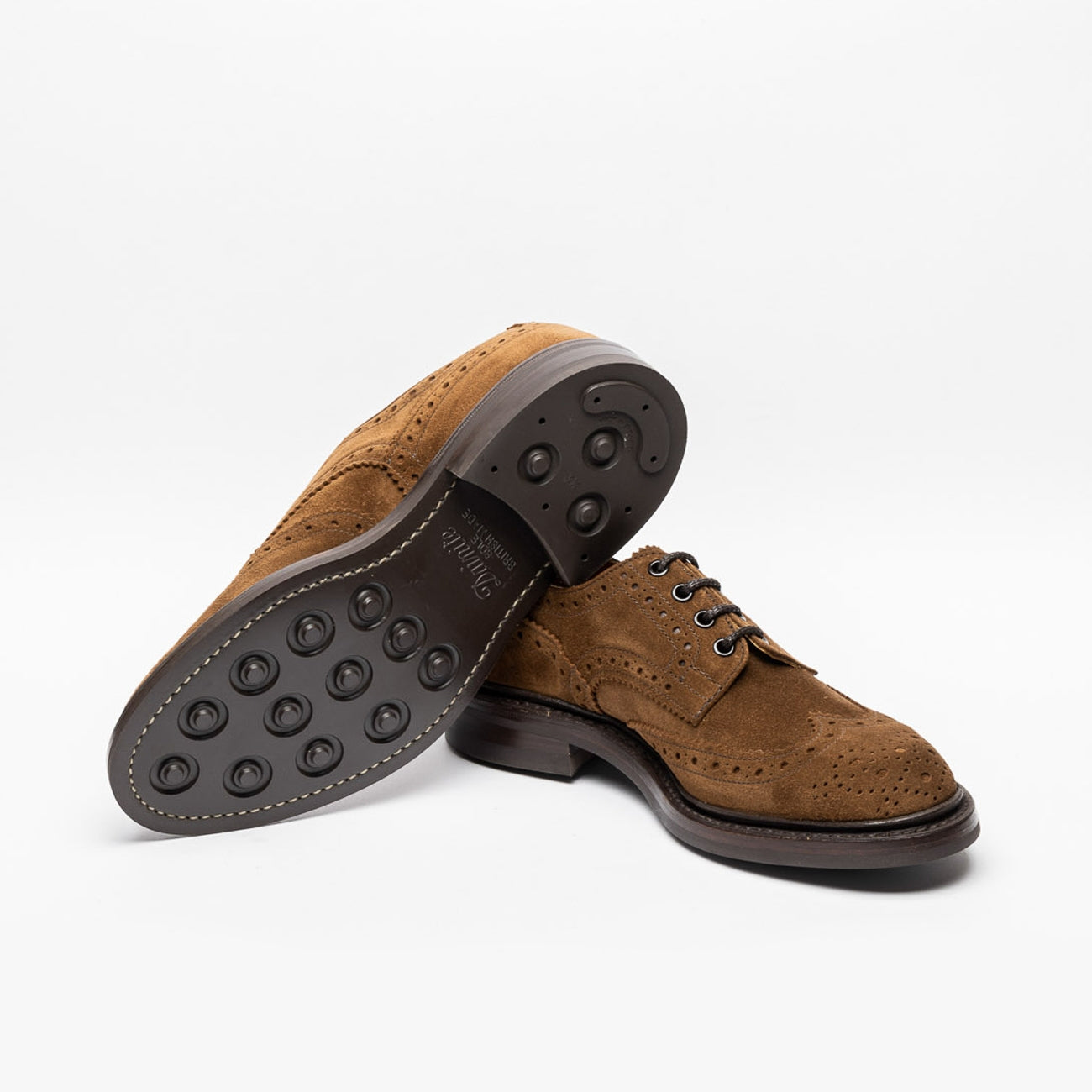 Stringata derby Tricker's Bourton in camoscio castorino cubana