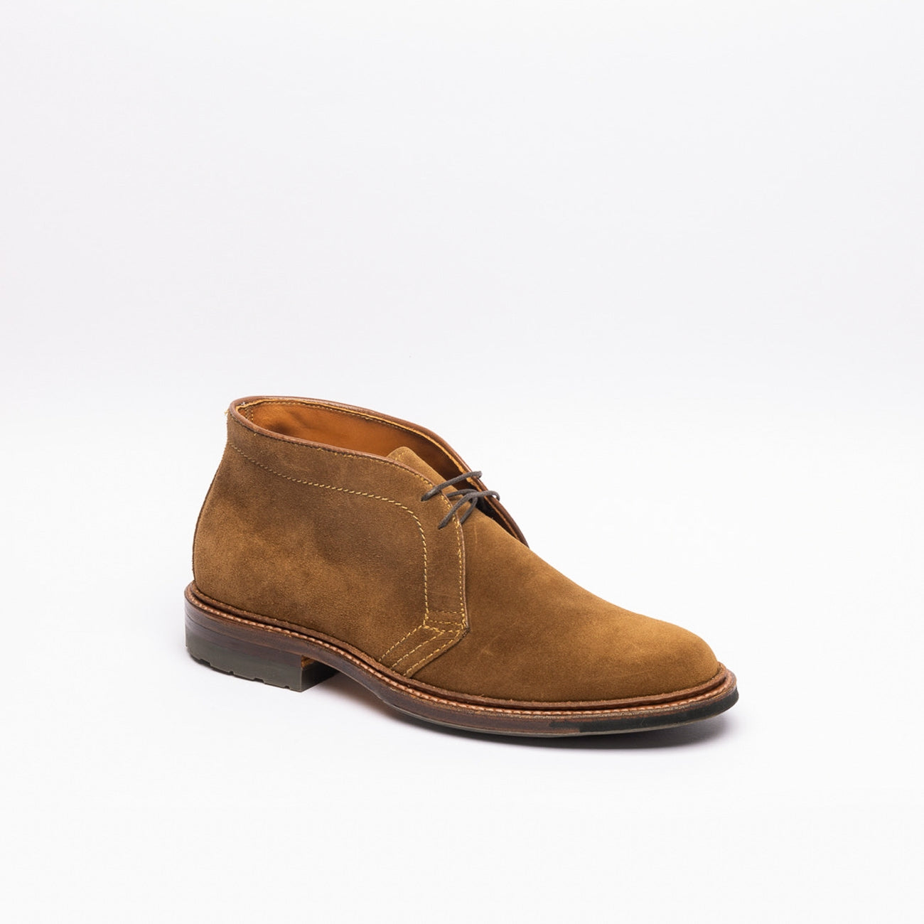 Alden M9701C chukka boot in tobacco suede