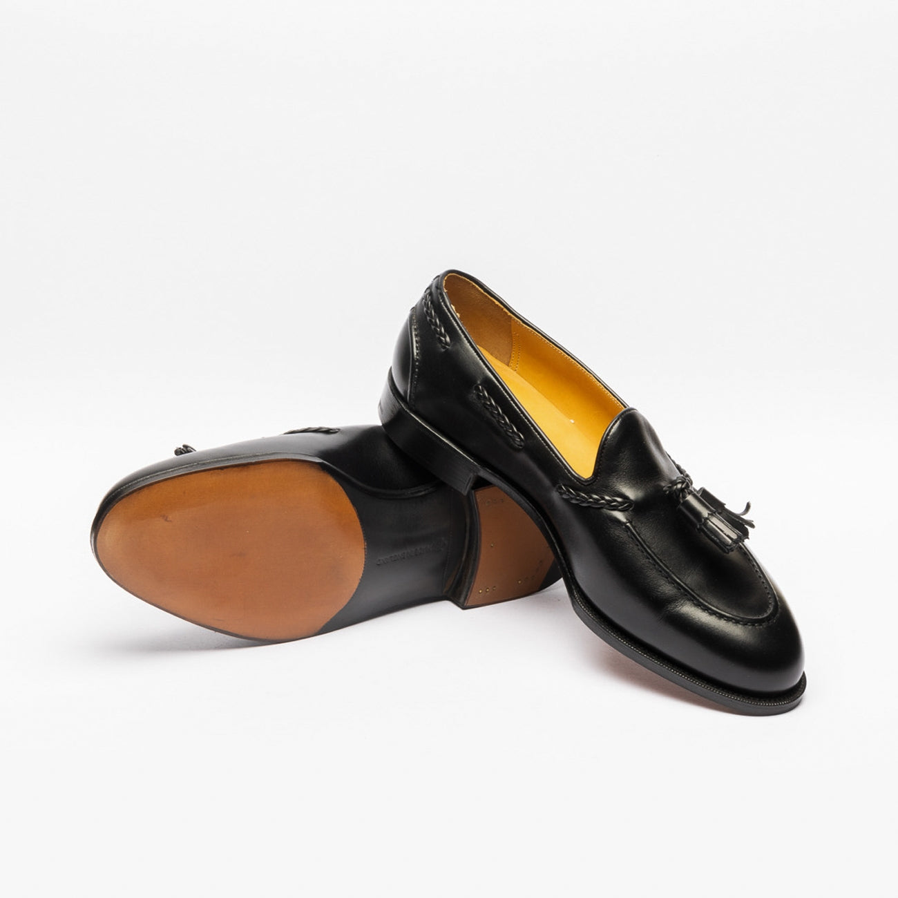 Mocassino Edward Green Belgravia in pelle nera con nappine