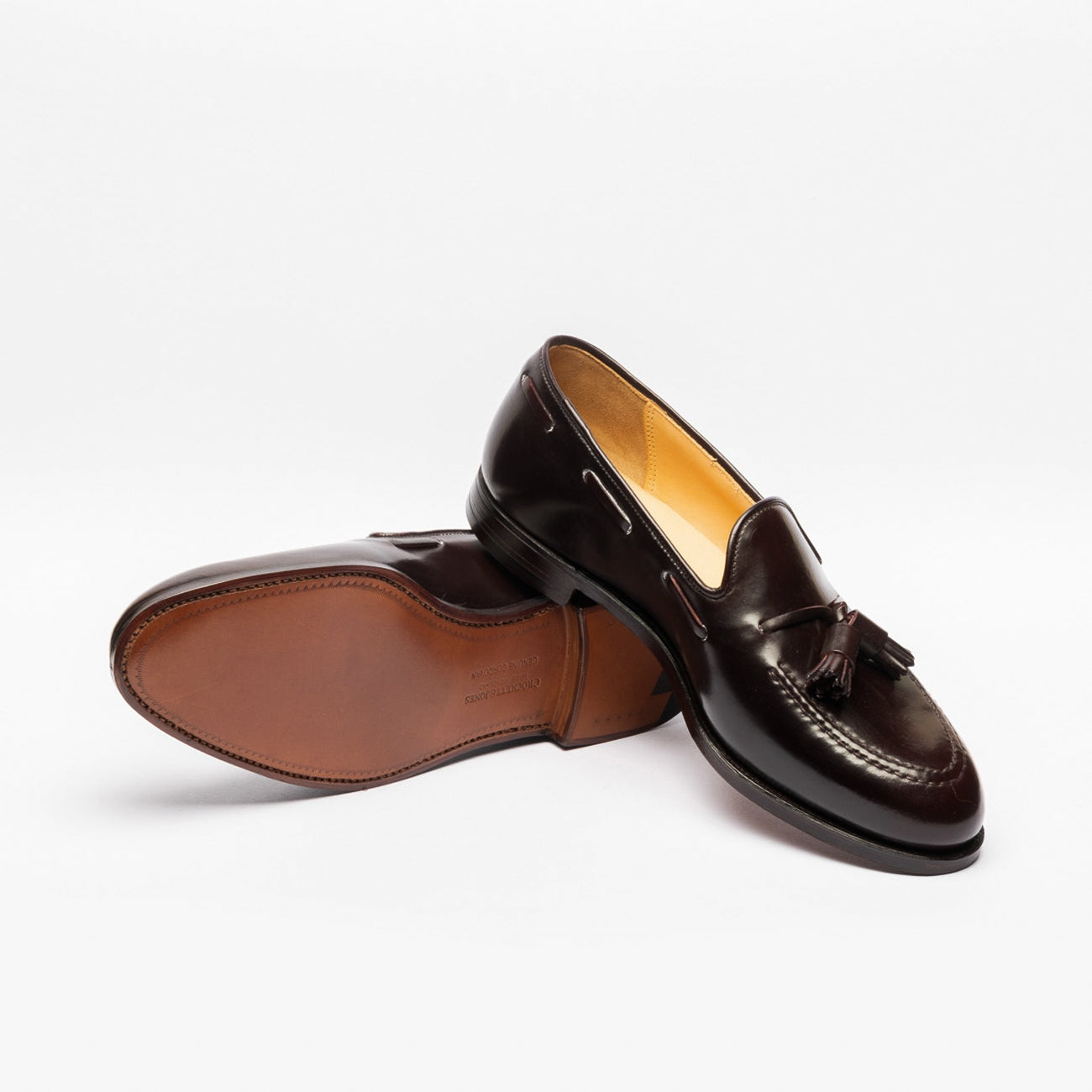 Mocassino Crockett & Jones Cavendish 2 in cordovan burgundy con nappine 