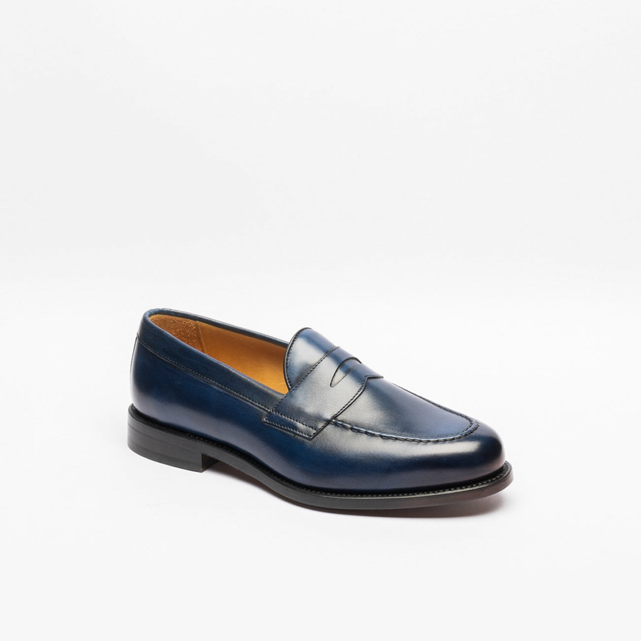 Mocassino Berwick 9628 in pelle blu con traversino