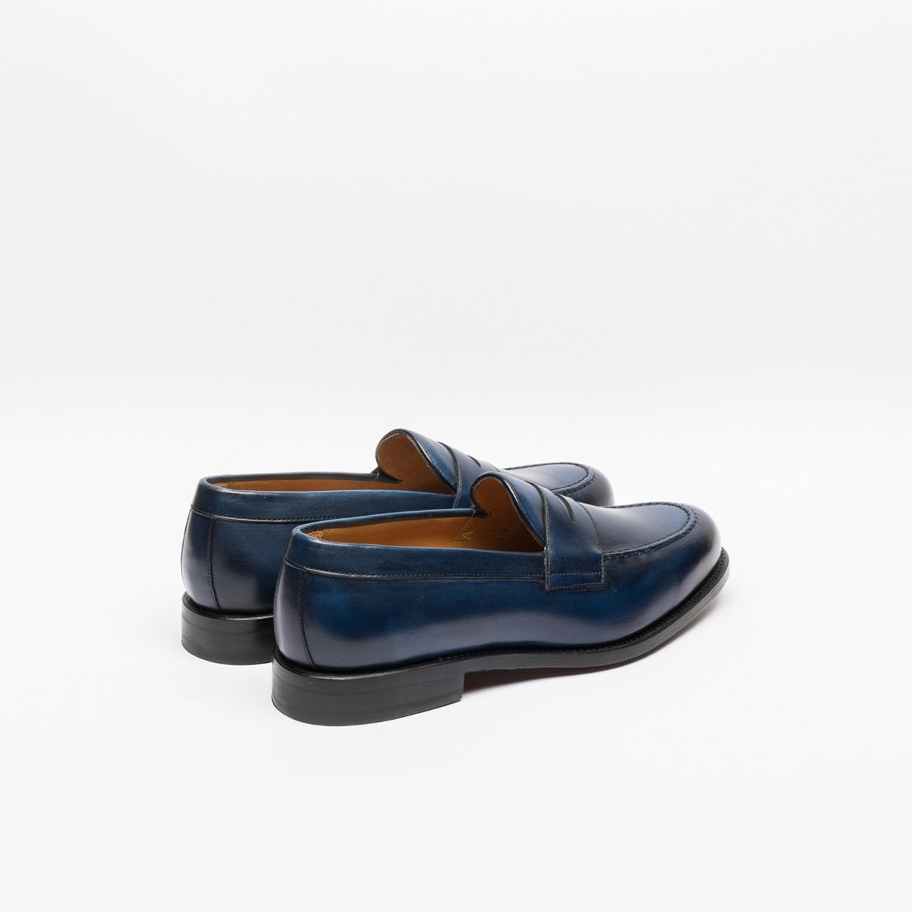 Mocassino Berwick 9628 in pelle blu con traversino