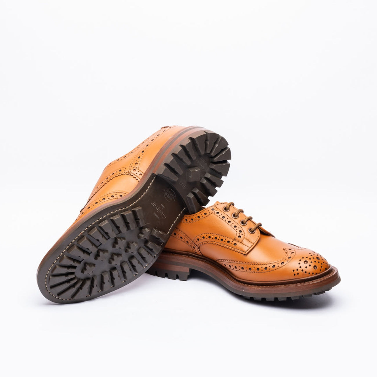 Stringata derby Tricker's Bourton in pelle color cuoio (Suola commando)