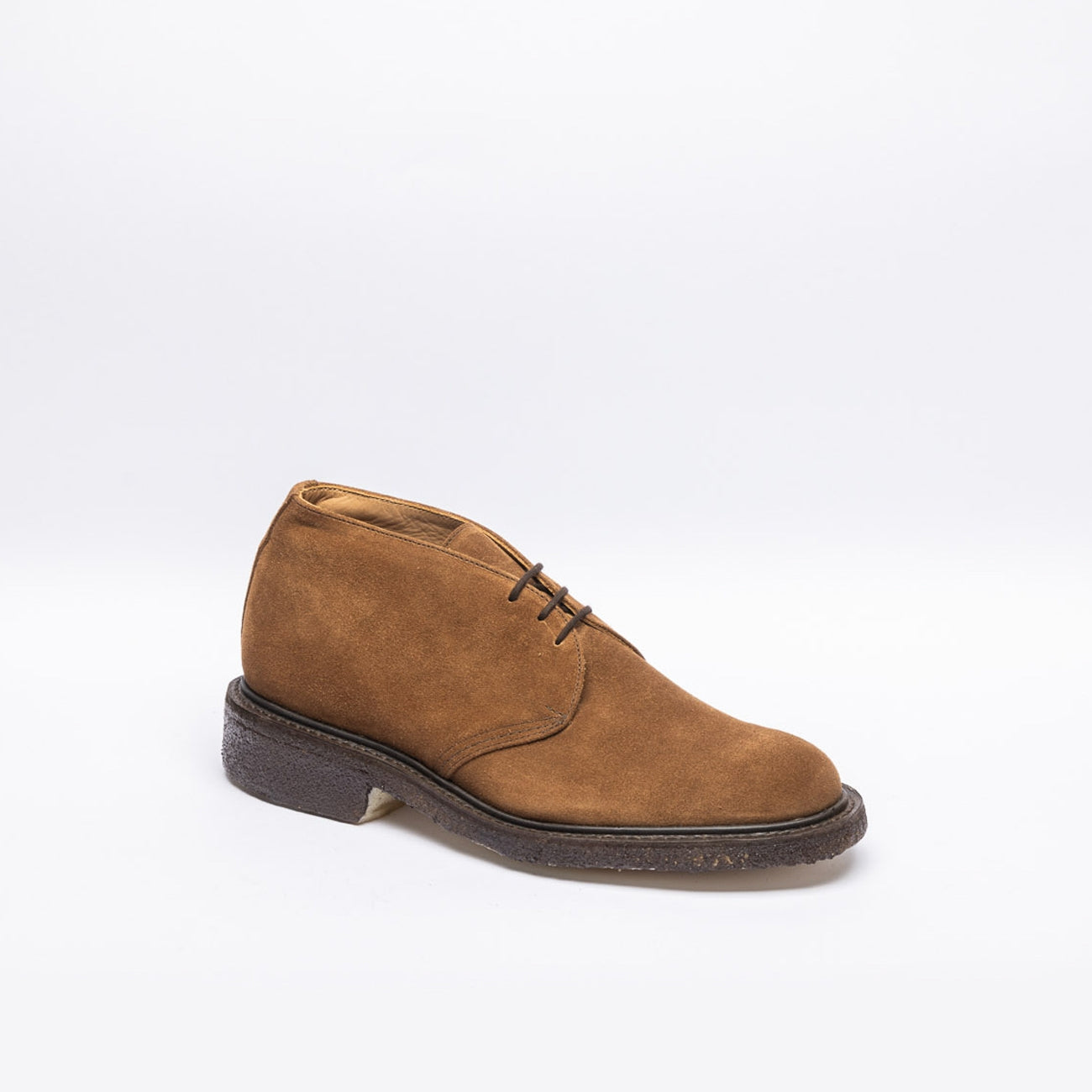 Polacco chukka Tricker's Winston in camoscio marrone (Cubana suede)