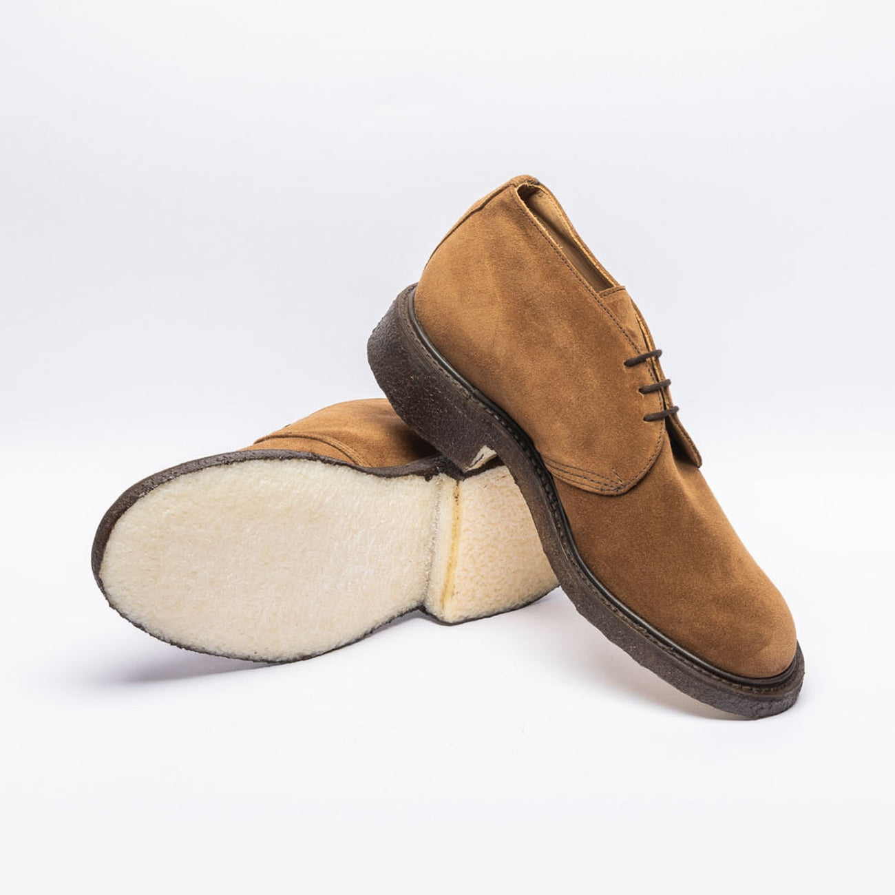 Polacco chukka Tricker's Winston in camoscio marrone (Cubana suede)