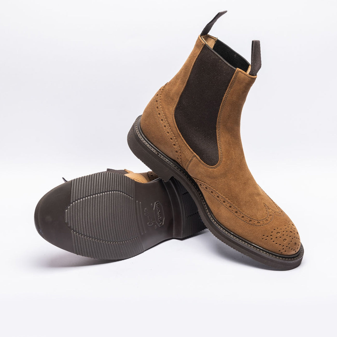 Polacco chelsea Tricker's Henry in camoscio marrone (Cubana suede)