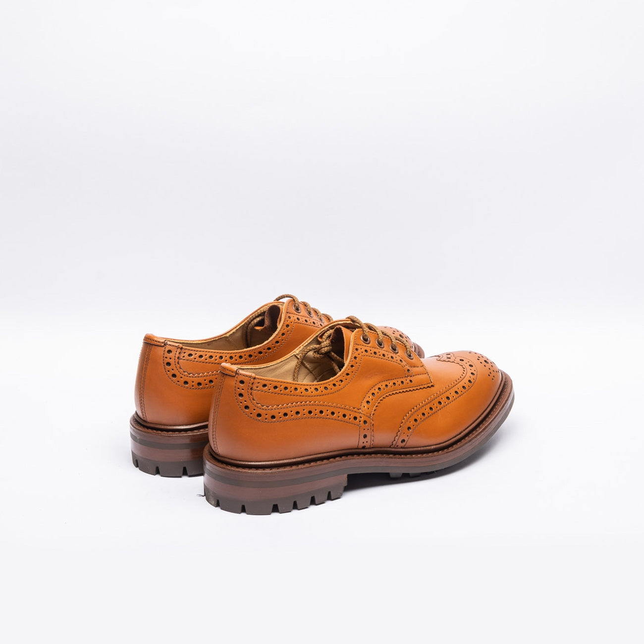 Stringata derby Tricker's Keswick in pelle color cuoio