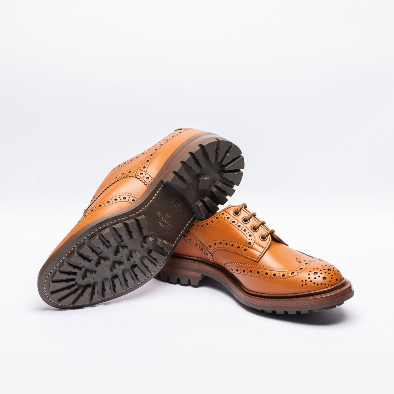 Stringata derby Tricker's Keswick in pelle color cuoio