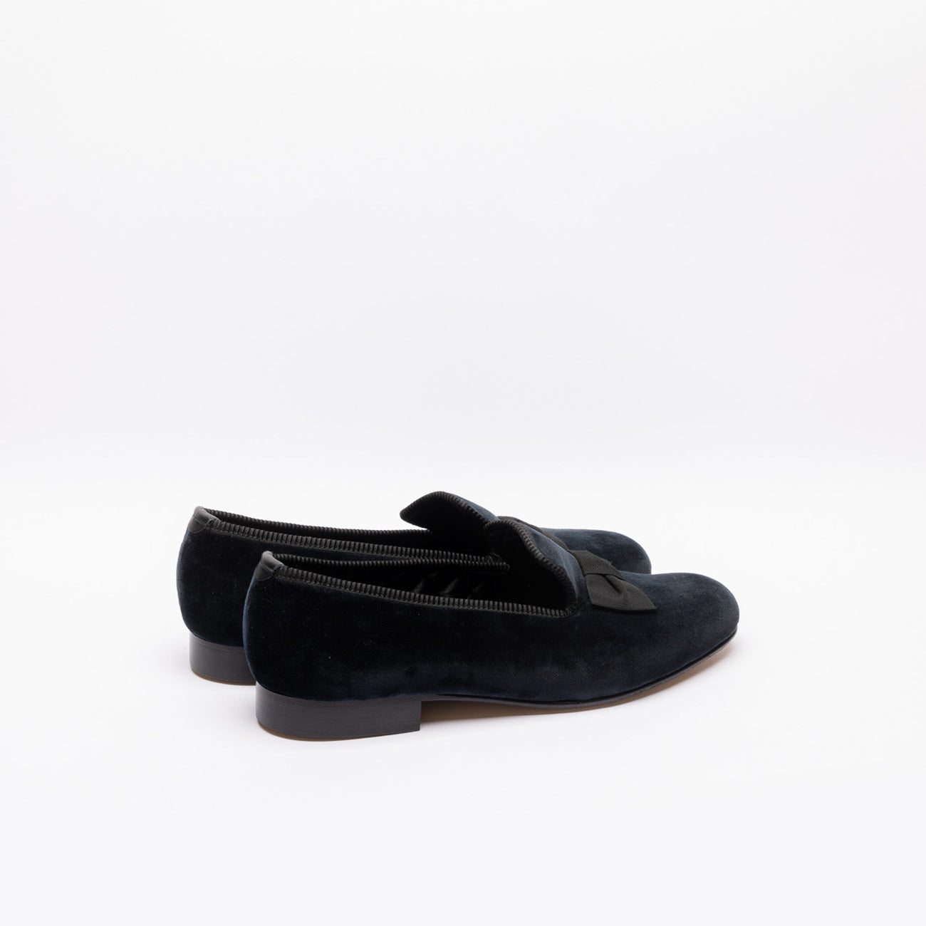 Mocassino slipper Bowhill & Elliott Fiocco in velluto nero