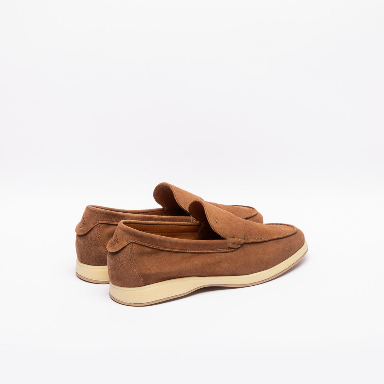 A. Ventura Aquariva 90 slip-on Sauvage brown suede loafer