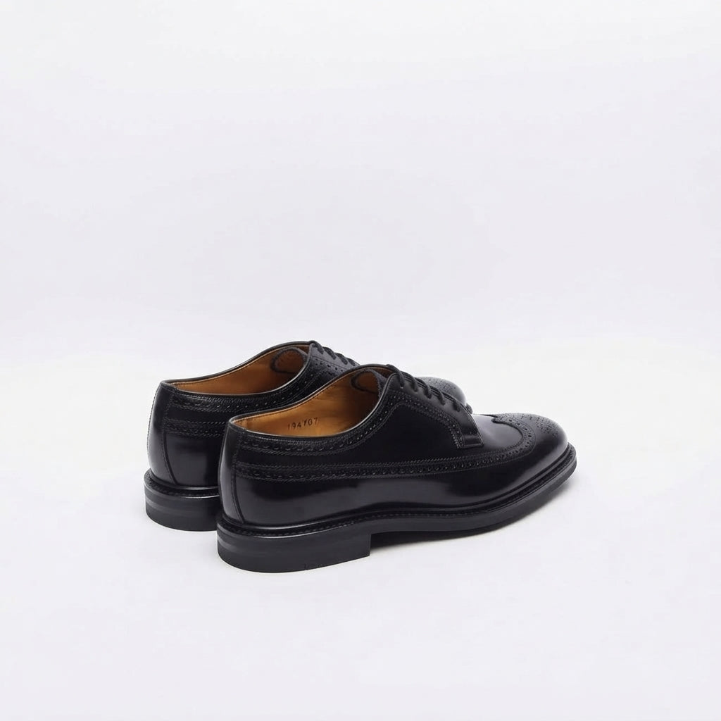 Stringata derby Berwick 4794 in pelle spazzolata nera
