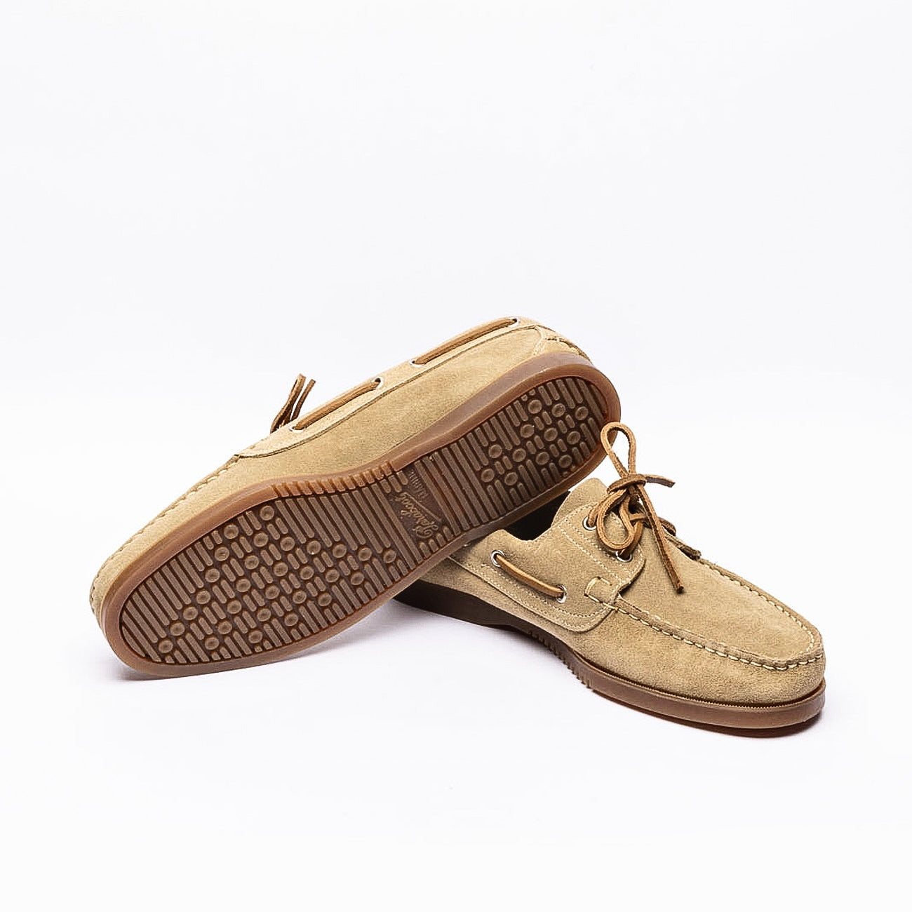 Paraboot Barth boat loafer in beige suede (Miel Vel Sand)