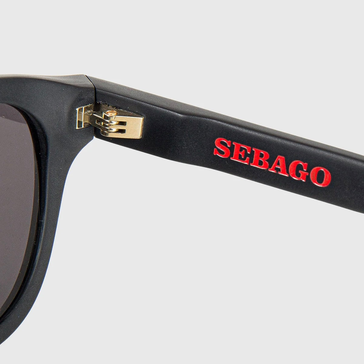 Occhiali da sole Sebago Dan in acetato opaco nero