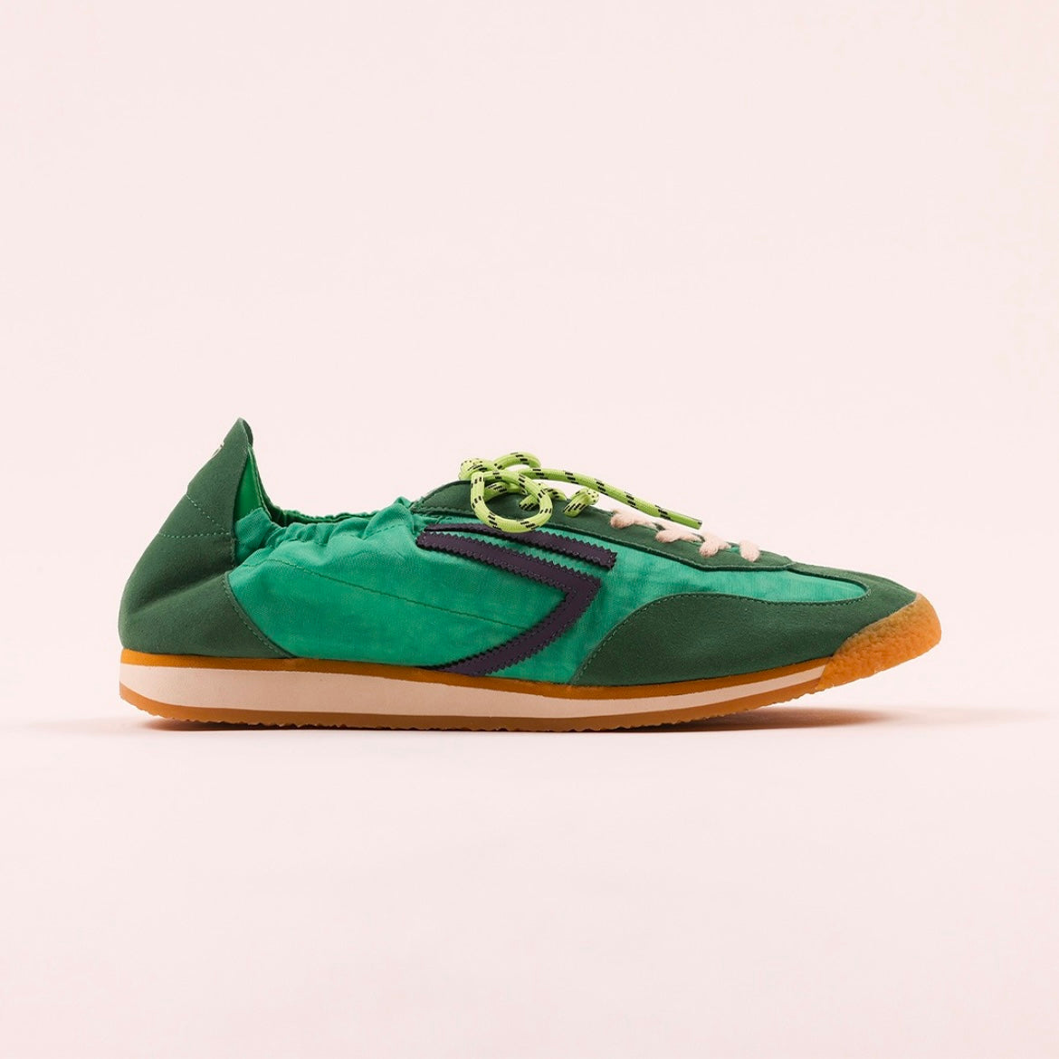 Sneaker eco-friendly Puraai Basil in tessuto verde