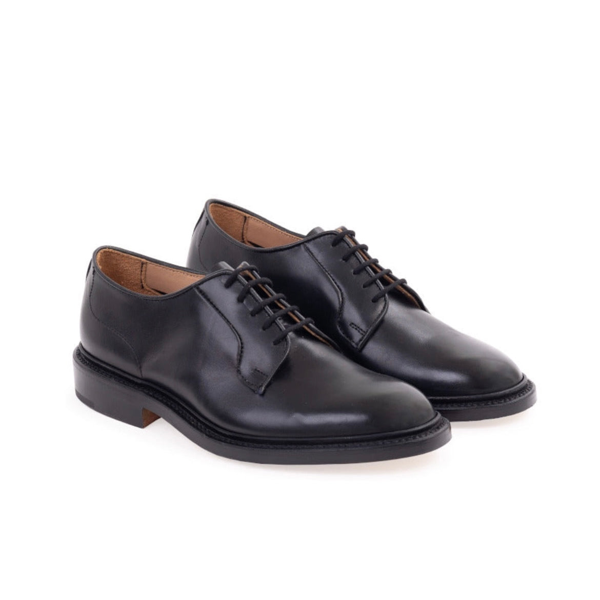 Stringata derby Tricker's Robert in pelle nera