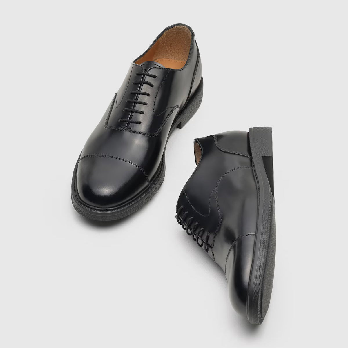 Stringata oxford Church's Walker 01 in pelle nera