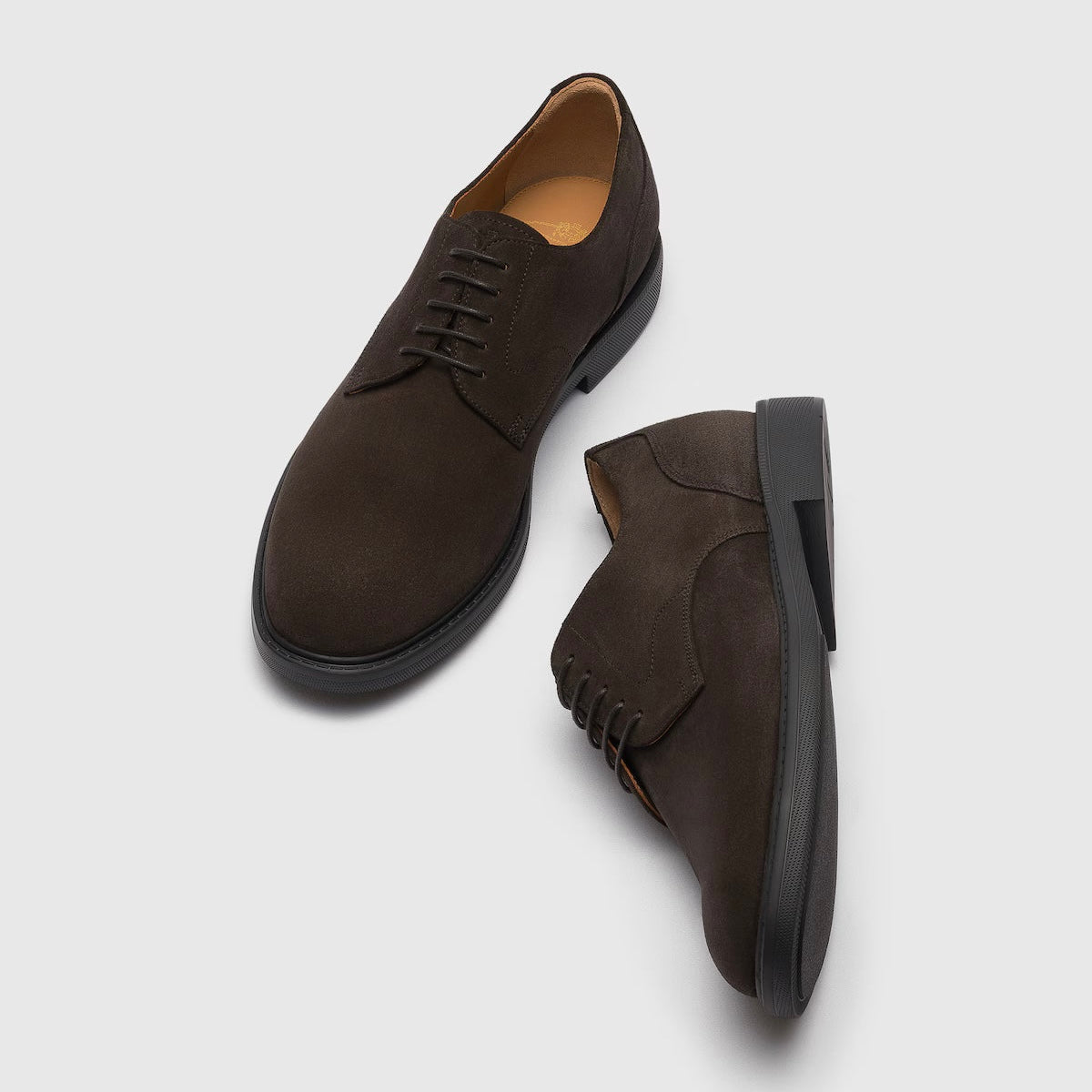 Stringata oxford Church's Walker 02 in camoscio marrone