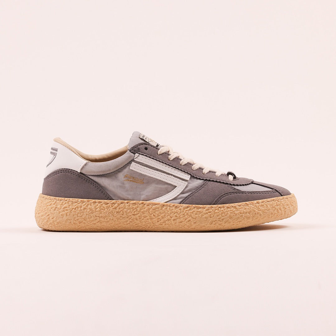 Sneaker eco-friendly Puraai Summer sunshine in tessuto e camoscio grigio