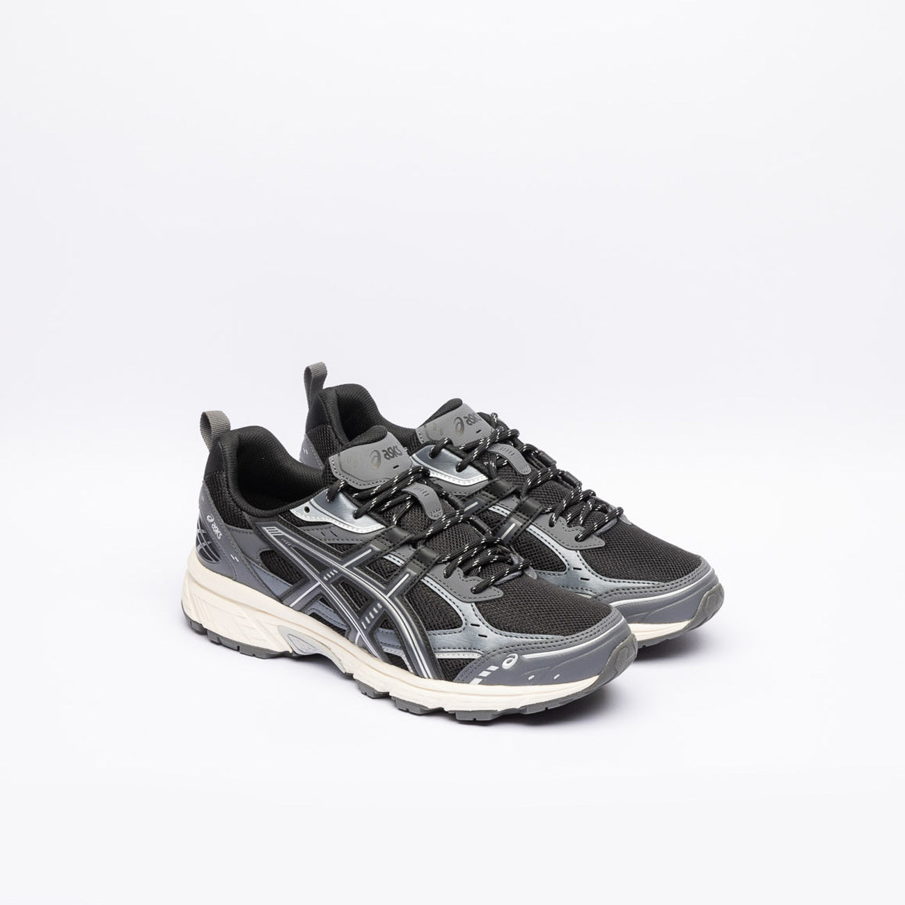 Asics Gel-Nunobiki trail running sneaker in gray leather and black fabric