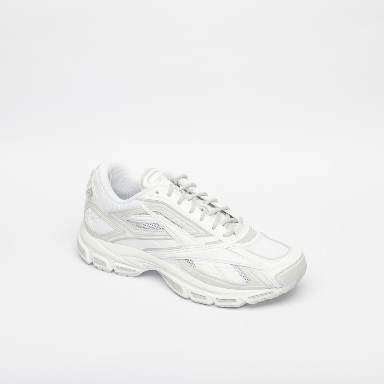 Sneaker sportstyle Reebok Premium Road Ultra in pelle e tessuto bianco