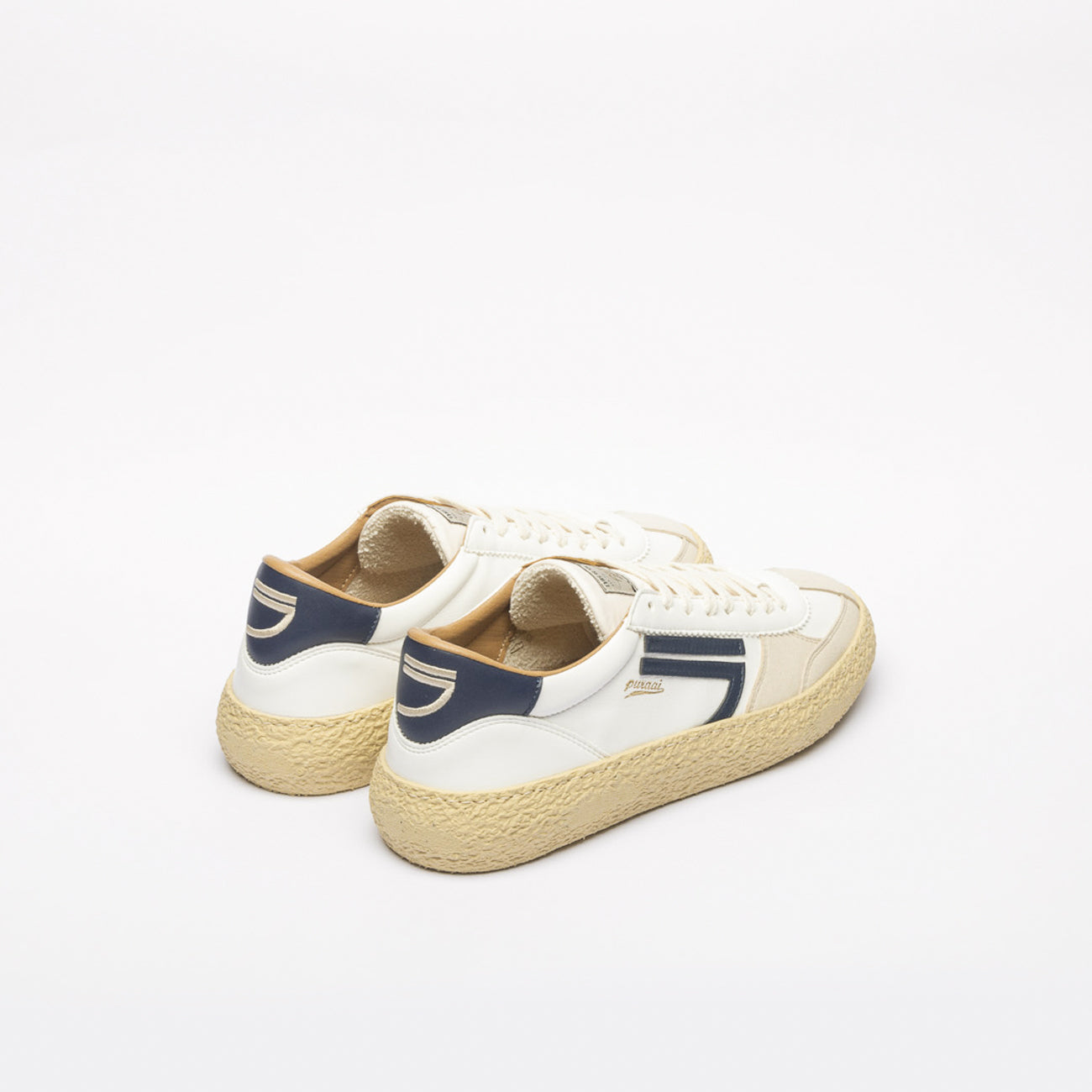 Puraai Pitch eco-friendly white leather sneaker